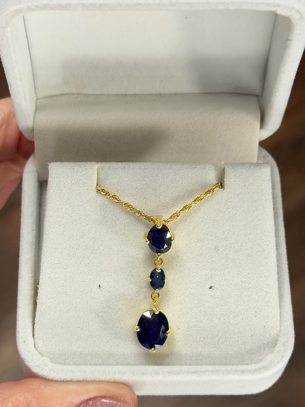 Gorgeous Natural Blue Sapphire 5.10CT Pendant Necklace 14K Gold over 925 SS 18”